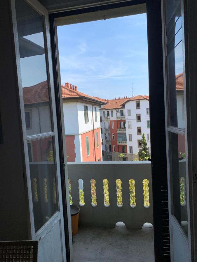 Appartamento Splendido Con Tutti Servizi In Zona Navigli Milán Exterior foto