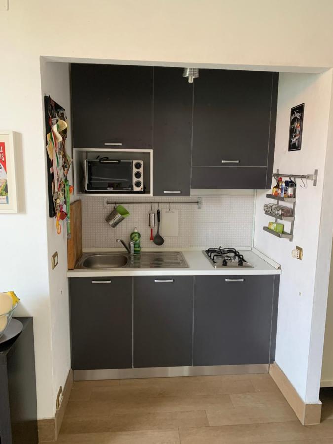 Appartamento Splendido Con Tutti Servizi In Zona Navigli Milán Exterior foto