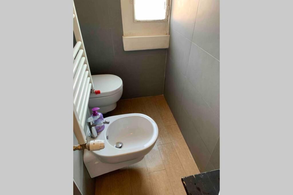 Appartamento Splendido Con Tutti Servizi In Zona Navigli Milán Exterior foto